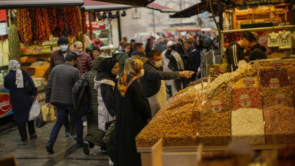 Inflation à 32 % en Turquie : 640 milliards de dollars d'or « sous les matelas » des ménages